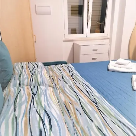 Parco Dei Gerani - Il Monolocale E La - And Casa de hóspedes 3*