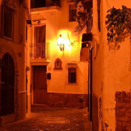 Casa de hóspedes Parco Dei Gerani - Il Monolocale E La - And