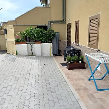 Guest house Parco Dei Gerani - Il Monolocale E La - And Formia